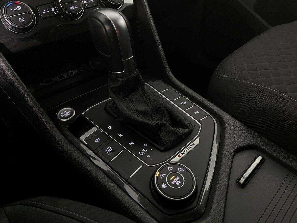 Купить Volkswagen Tiguan, 2019, 45 213 км.. Фото: #13