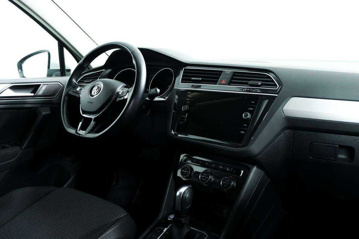 Купить Volkswagen Tiguan, 2020, 73 629 км.. Фото: #8