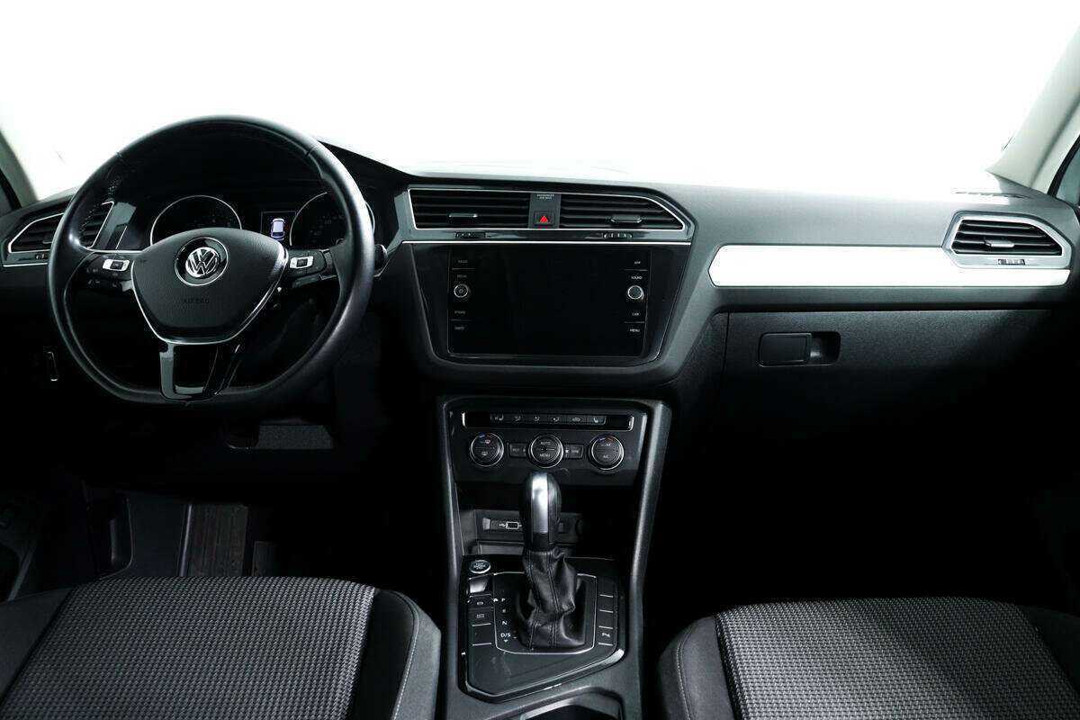 Купить Volkswagen Tiguan, 2020, 73 629 км.. Фото: #10