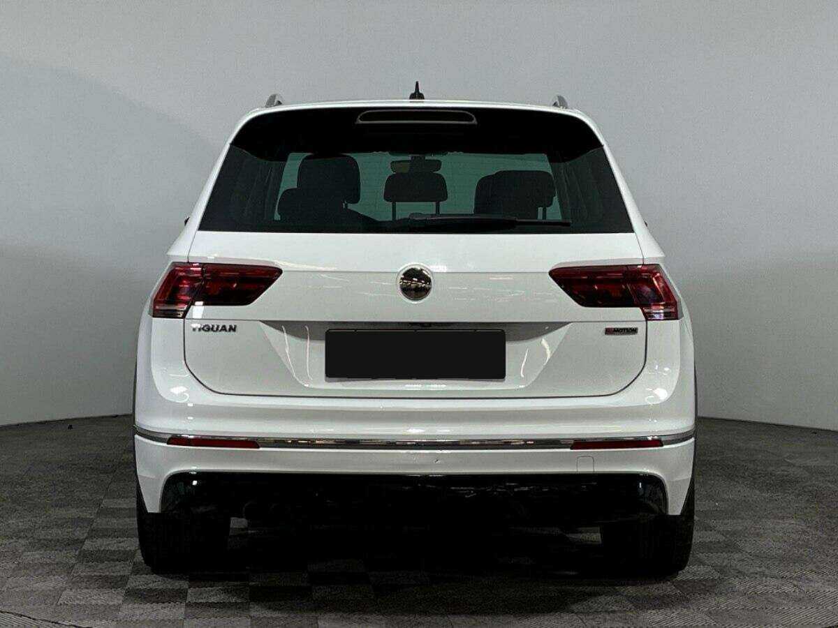 Купить Volkswagen Tiguan, 2018, 132 857 км.. Фото: #4