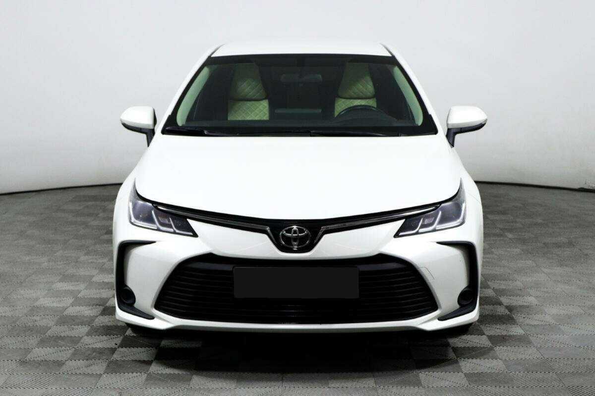 Купить Toyota Corolla, 2021, 16 009 км.. Фото: #1