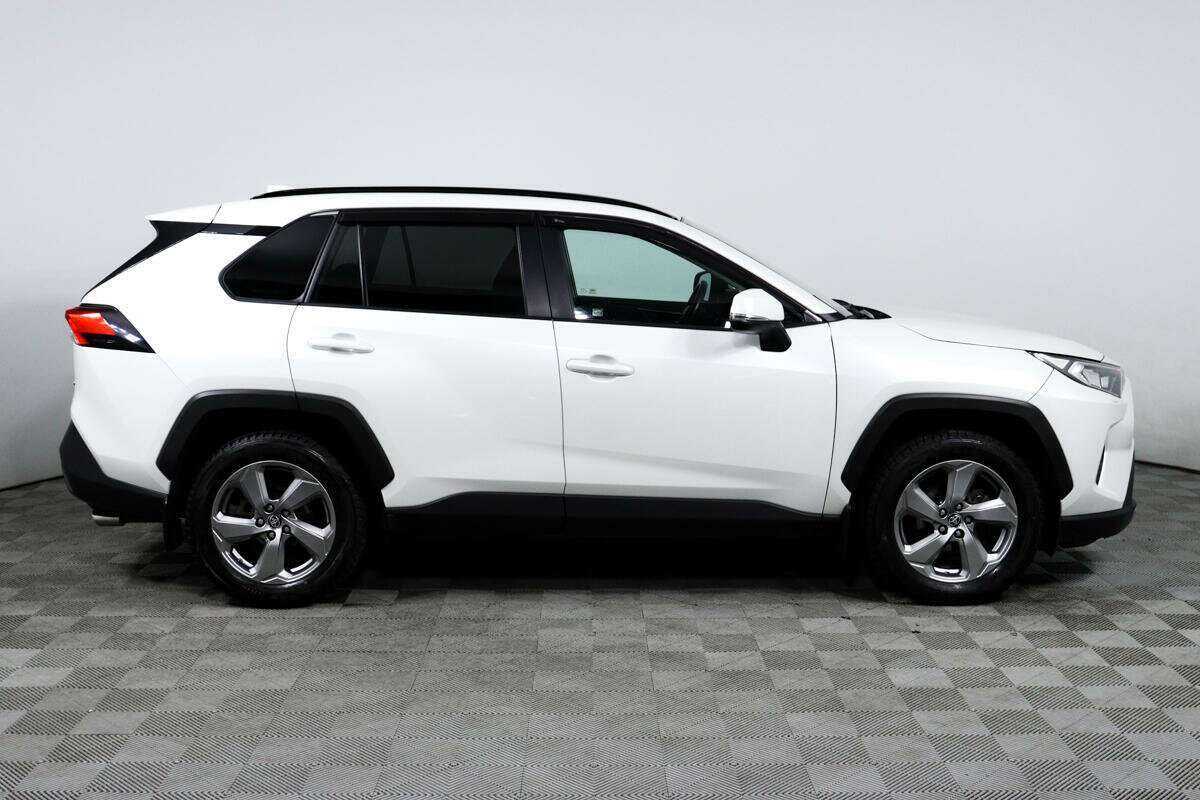 Купить Toyota RAV4, 2020, 99 370 км.. Фото: #3