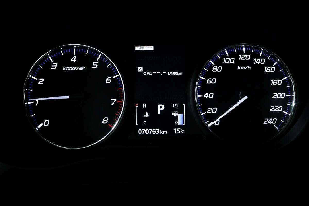 Купить Митсубиши Оутлэндер, 2015, 70 761 км.. Фото: #9