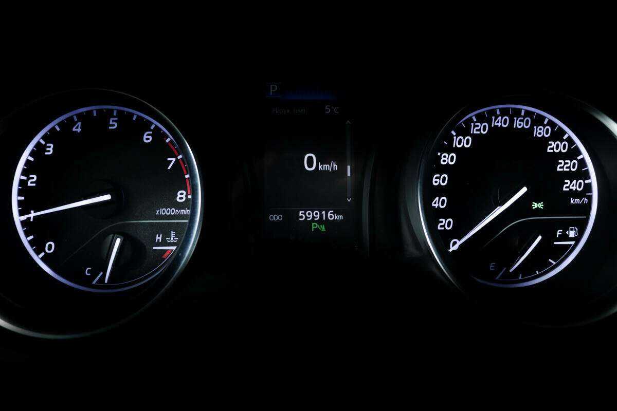 Купить Toyota Camry, 2019, 59 812 км.. Фото: #9