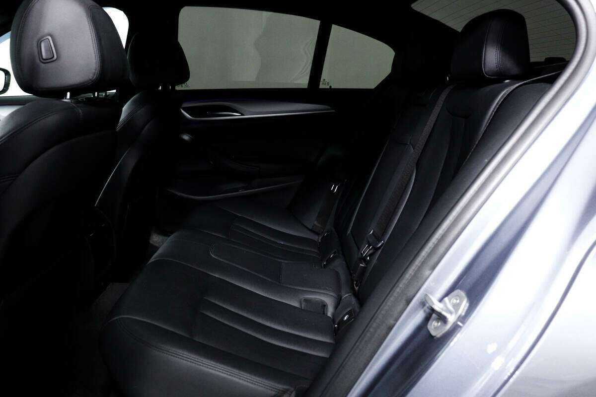 Купить BMW 5 серии, 2019, 129 486 км.. Фото: #11