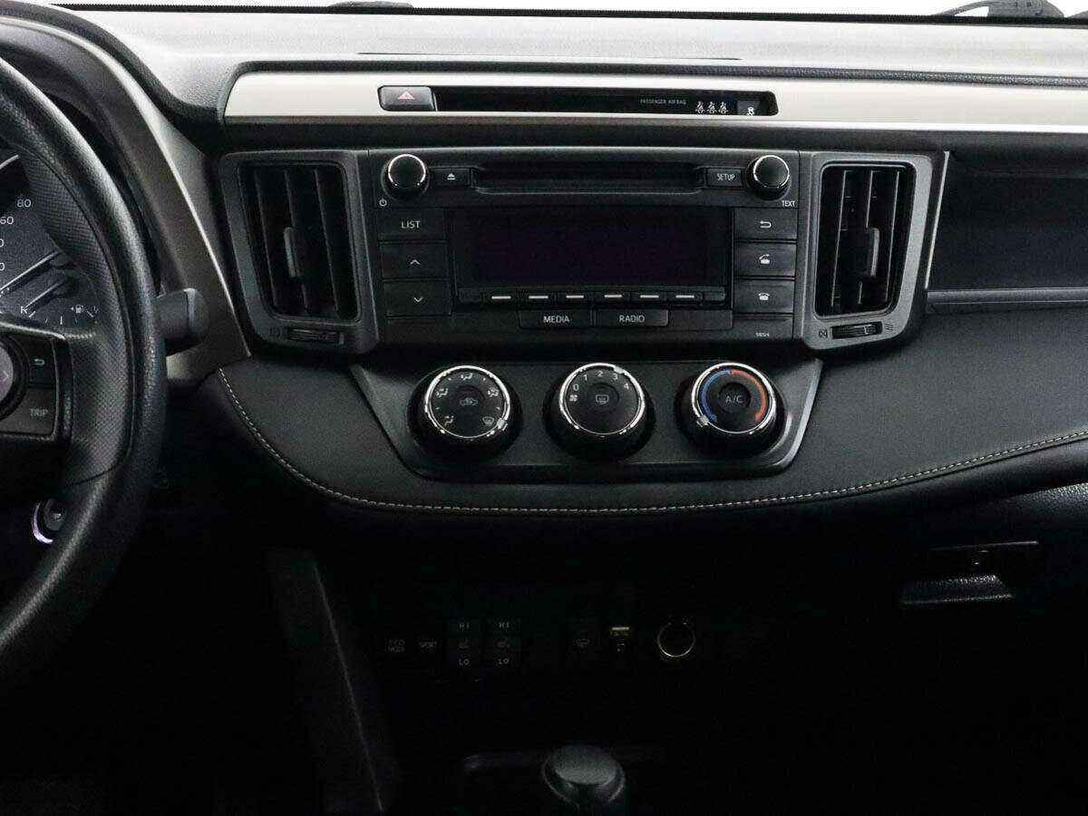 Купить Toyota RAV4, 2017, 95 100 км.. Фото: #10