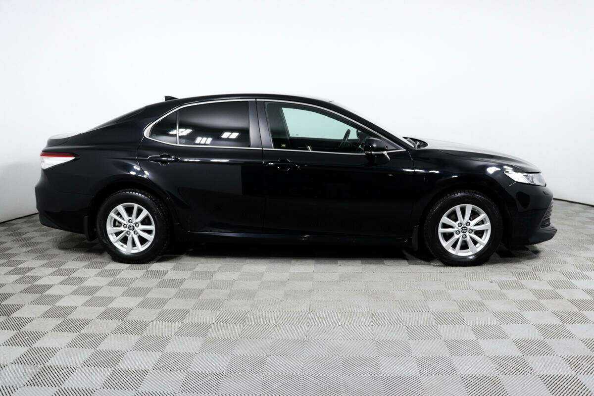 Купить Toyota Camry, 2019, 63 363 км.. Фото: #2
