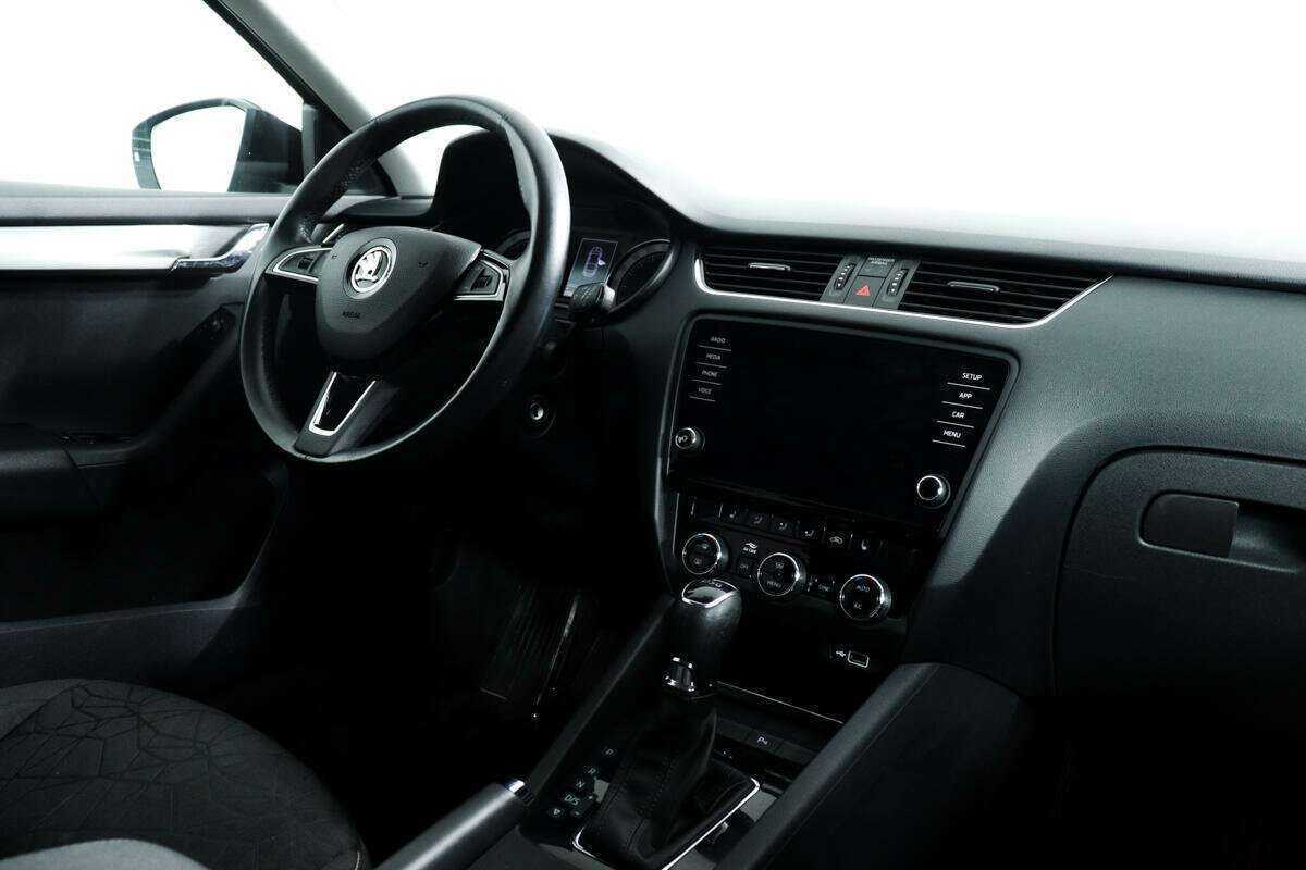 Купить Skoda Octavia, 2020, 115 605 км.. Фото: #8