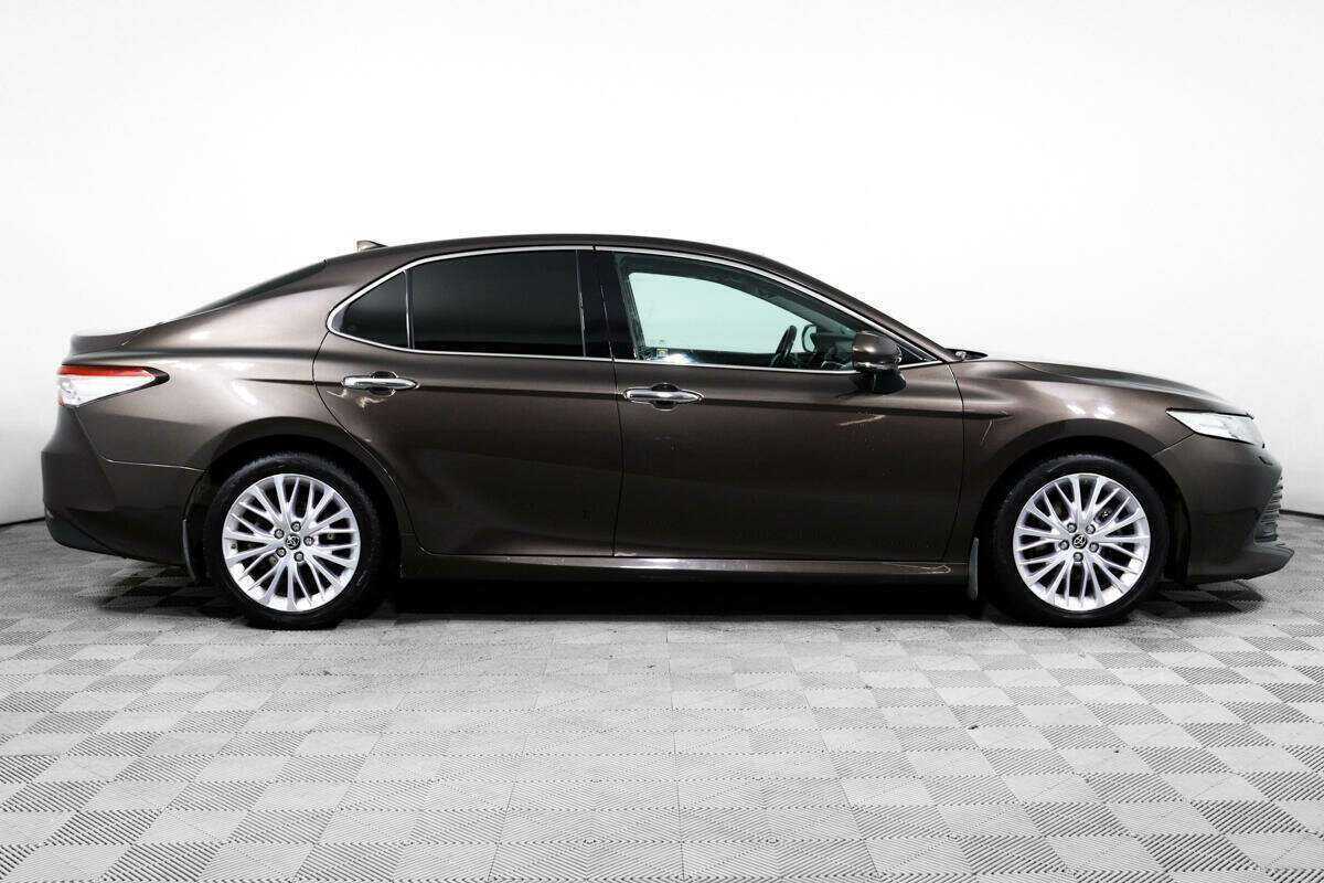 Купить Toyota Camry, 2019, 142 527 км.. Фото: #3