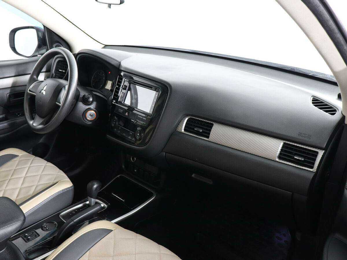 Купить Митсубиши Оутлэндер, 2017, 188 006 км.. Фото: #9