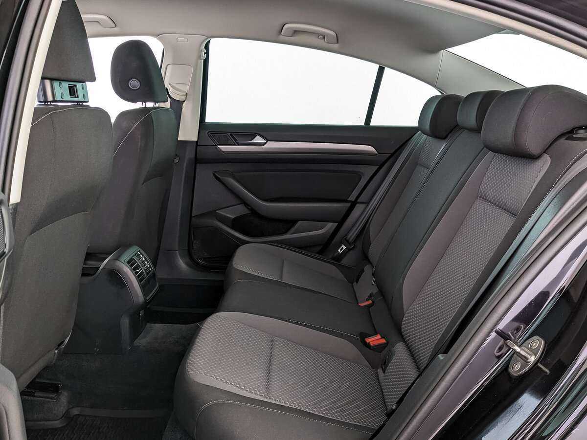 Купить Volkswagen Passat, 2016, 61 012 км.. Фото: #12