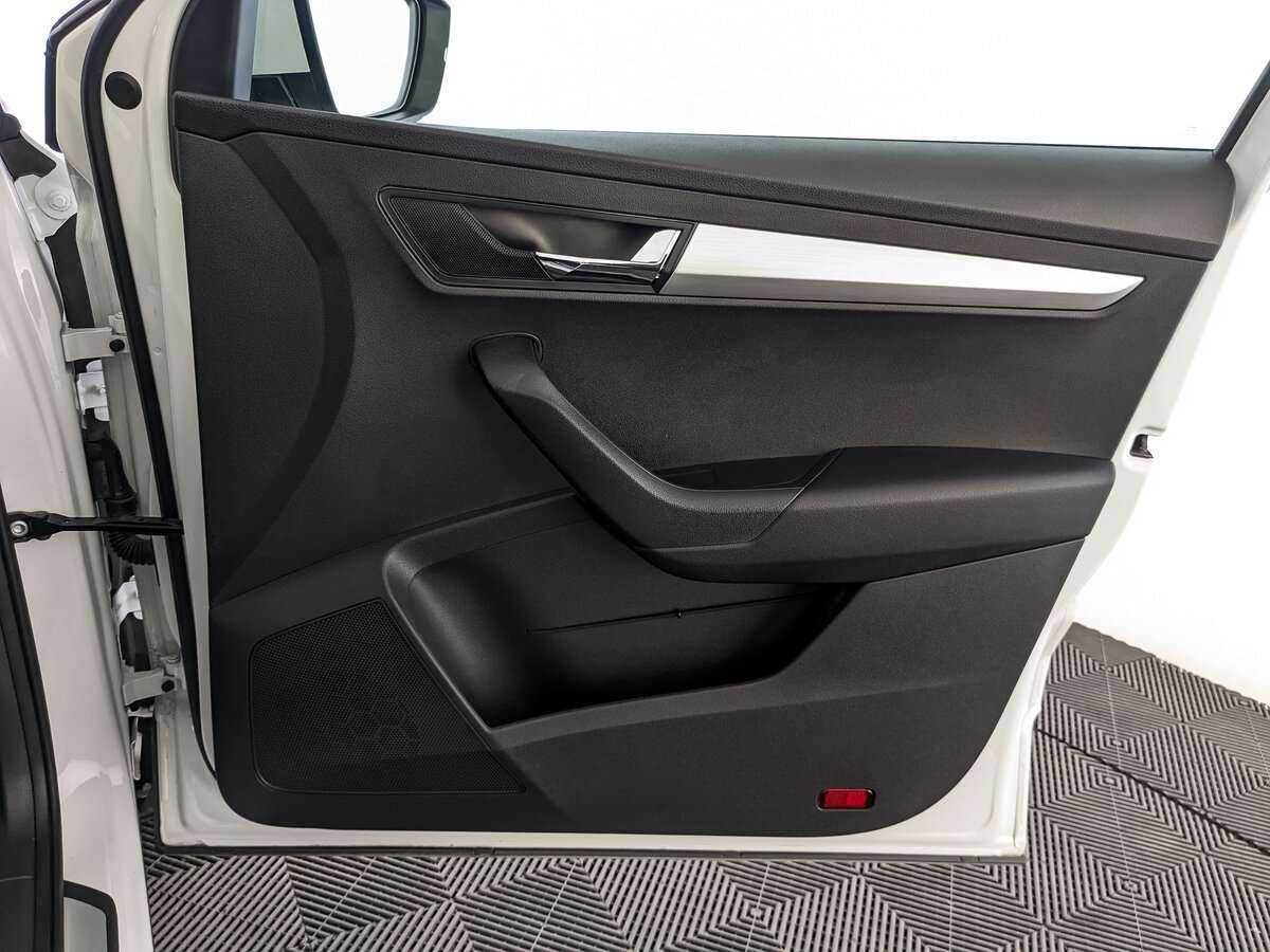Купить Skoda Karoq, 2022, 40 879 км.. Фото: #20