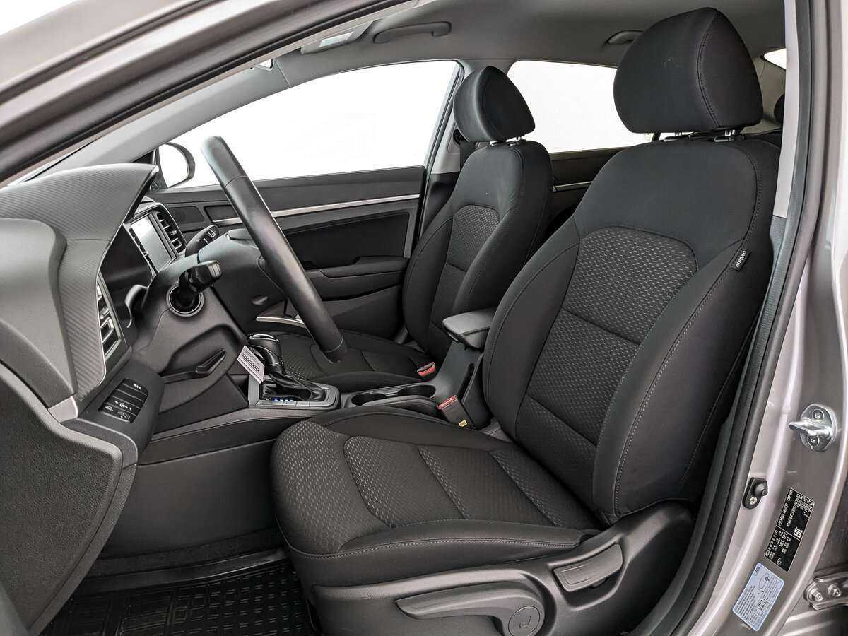 Купить Hyundai Elantra, 2019, 29 862 км.. Фото: #15