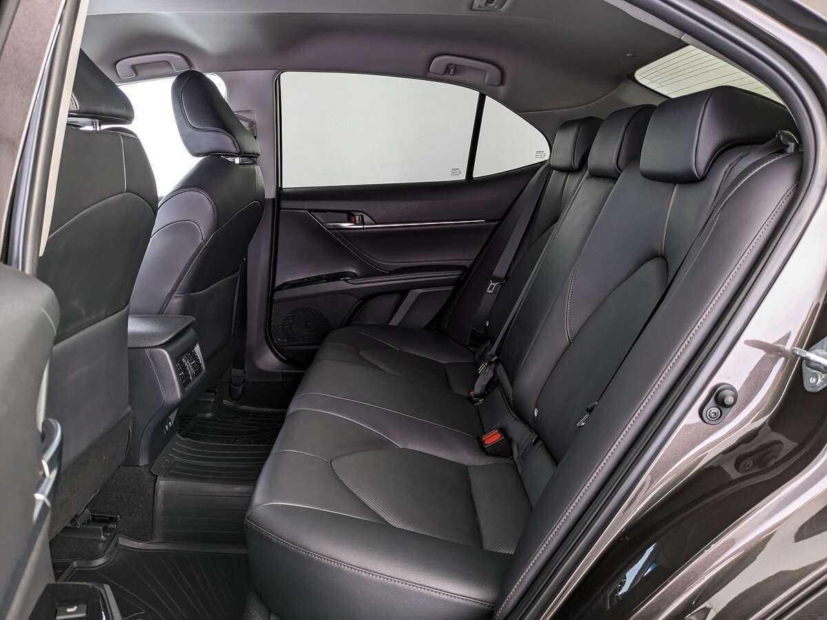 Купить Toyota Camry, 2018, 102 842 км.. Фото: #13