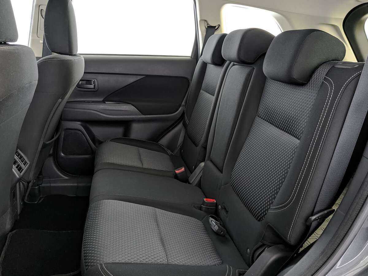 Купить Mitsubishi Outlander, 2019, 82 481 км.. Фото: #13