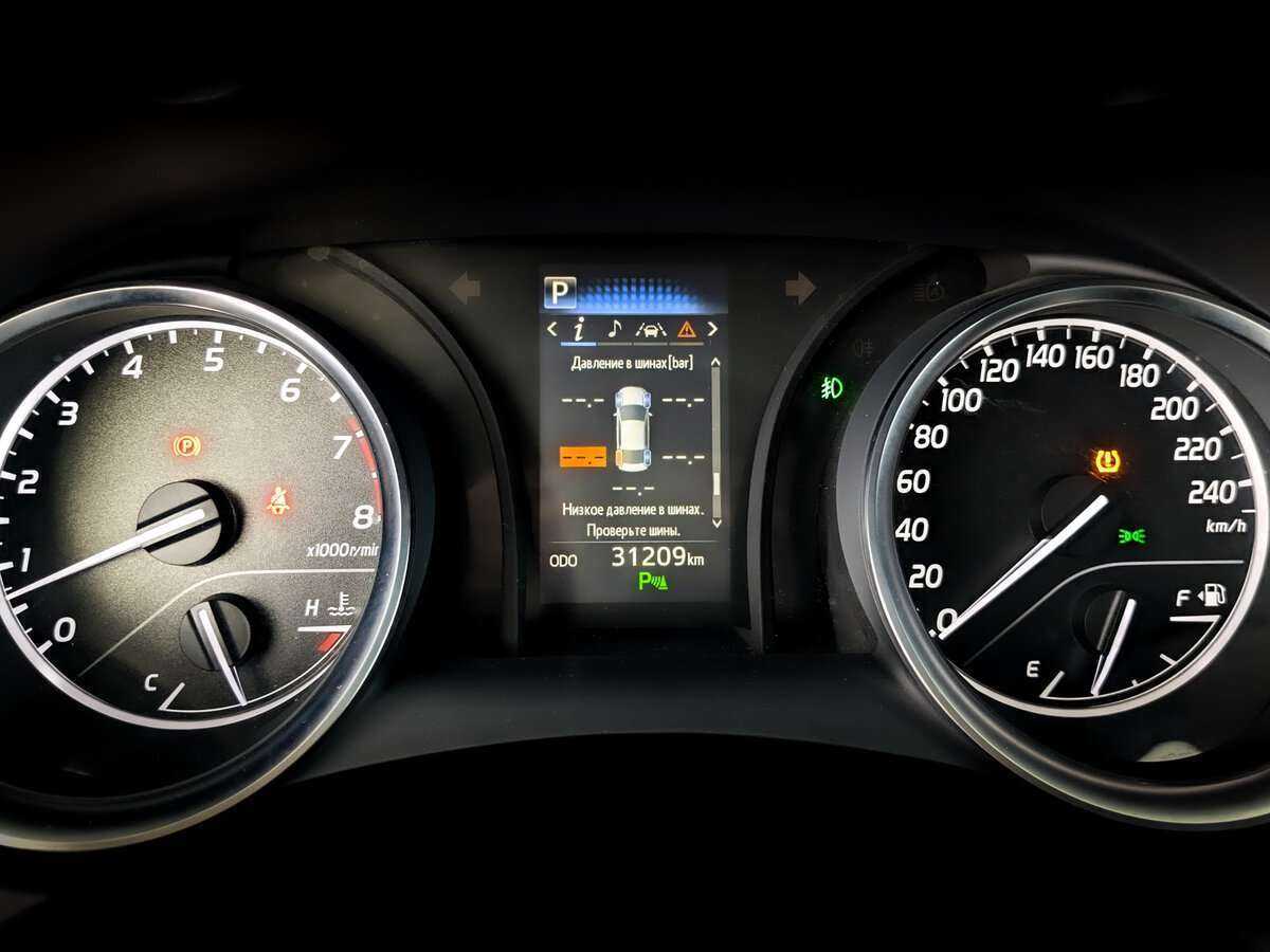 Купить Toyota Camry, 2019, 31 196 км.. Фото: #10