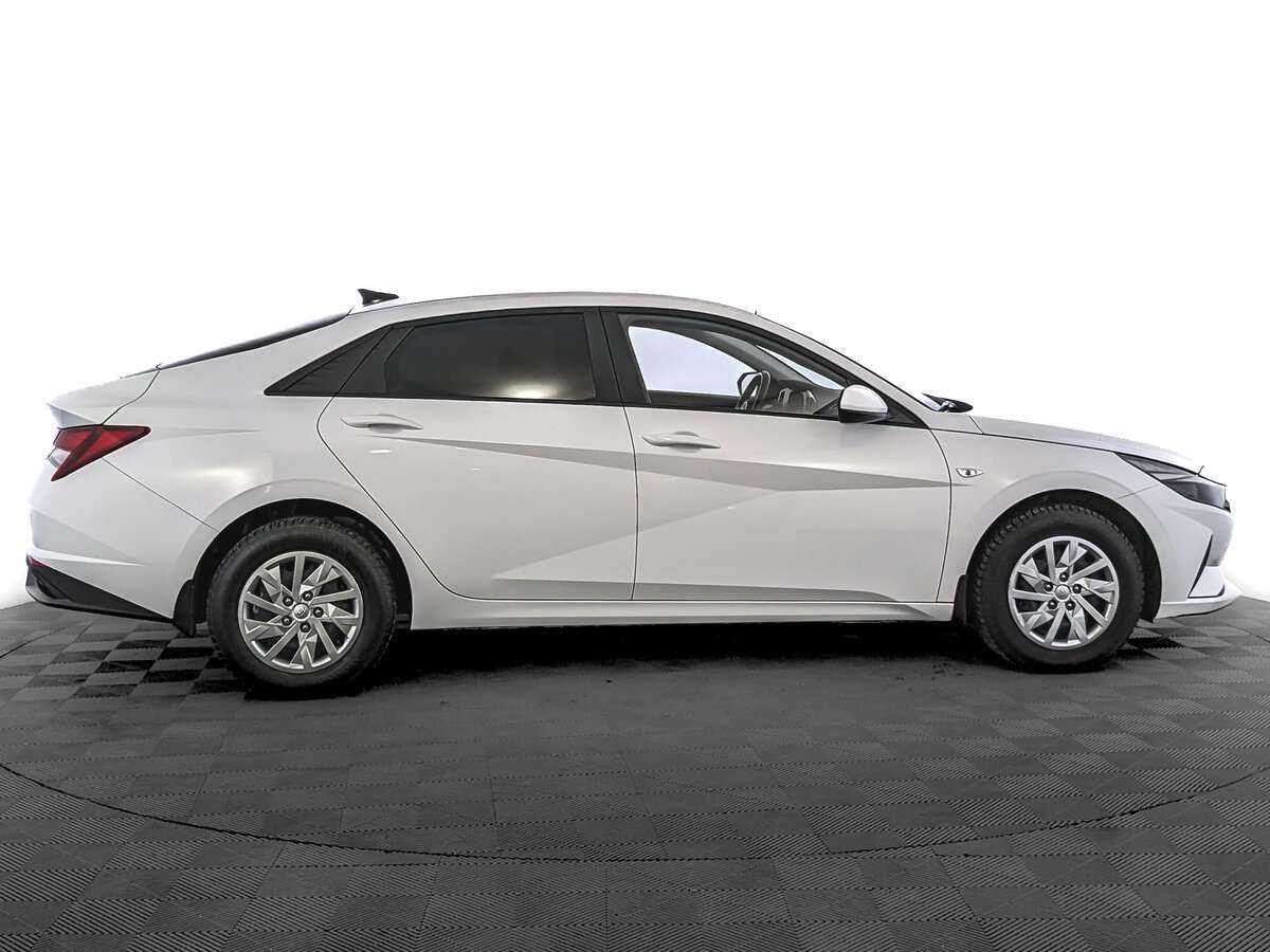 Купить Hyundai Elantra, 2022, 26 119 км.. Фото: #3