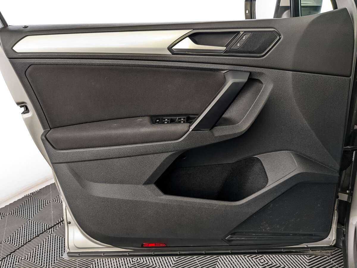 Купить Volkswagen Tiguan, 2017, 107 684 км.. Фото: #14