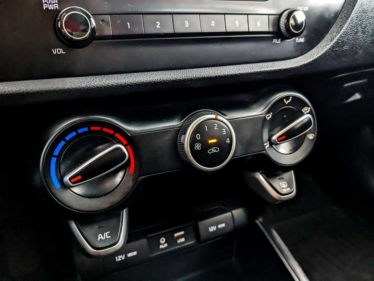 Купить Киа Рио, 2019, 73 111 км.. Фото: #19