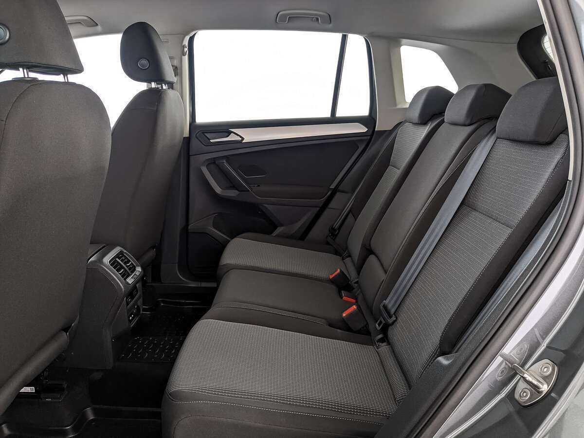 Купить Volkswagen Tiguan, 2021, 92 612 км.. Фото: #11