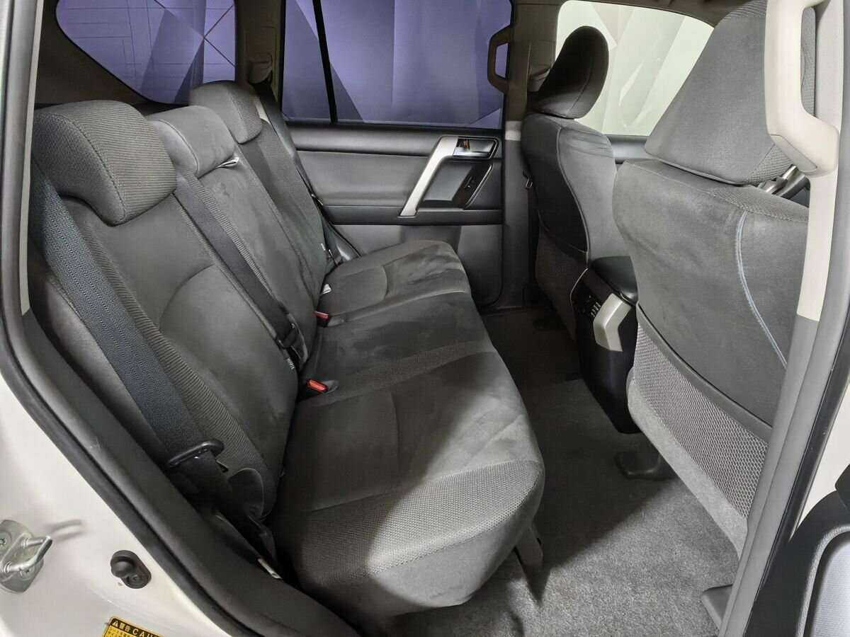 Купить Toyota Land Cruiser Prado, 2012, 179 272 км.. Фото: #11