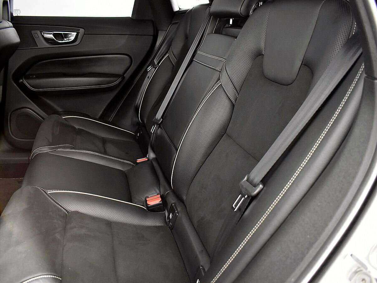 Купить Volvo XC60, 2018, 215 353 км.. Фото: #10