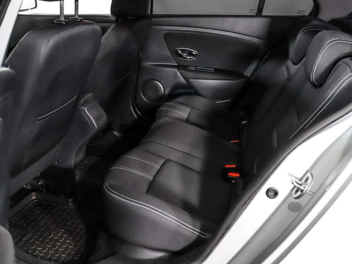 Купить Renault Fluence, 2013, 165 599 км.. Фото: #9