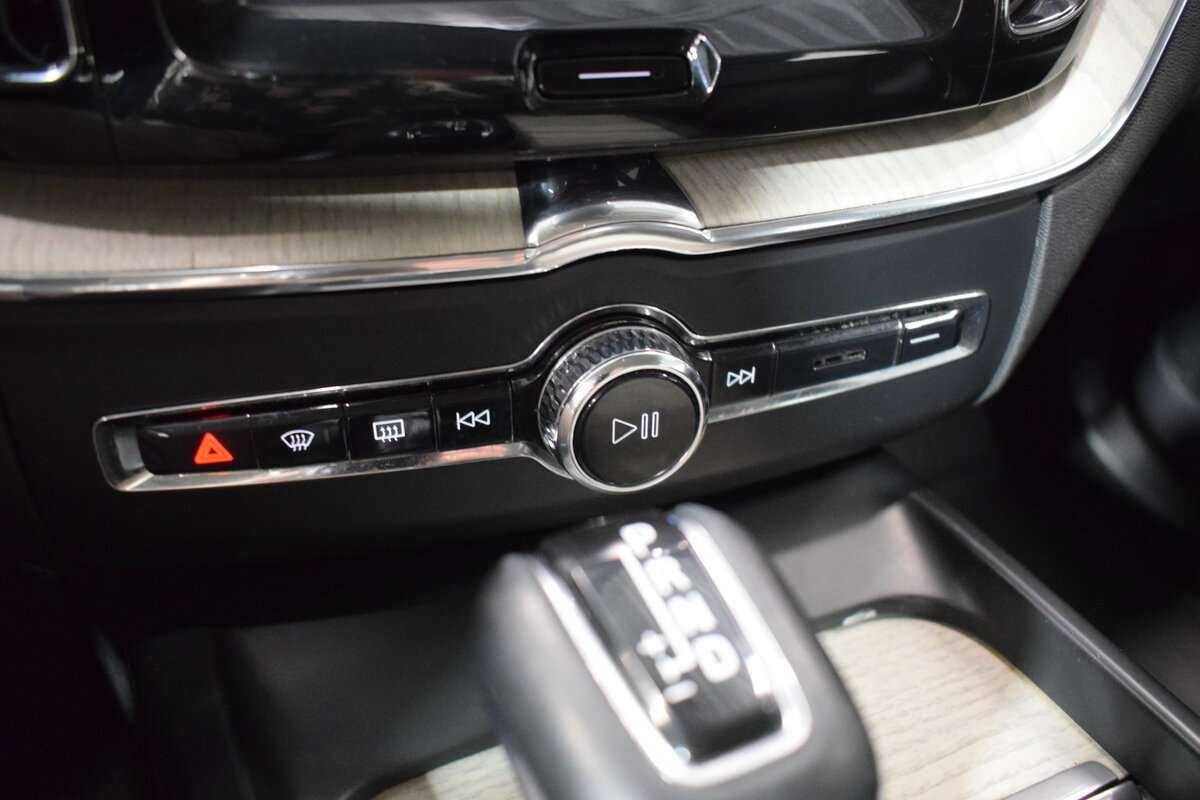 Купить Volvo XC60, 2020, 131 511 км.. Фото: #19