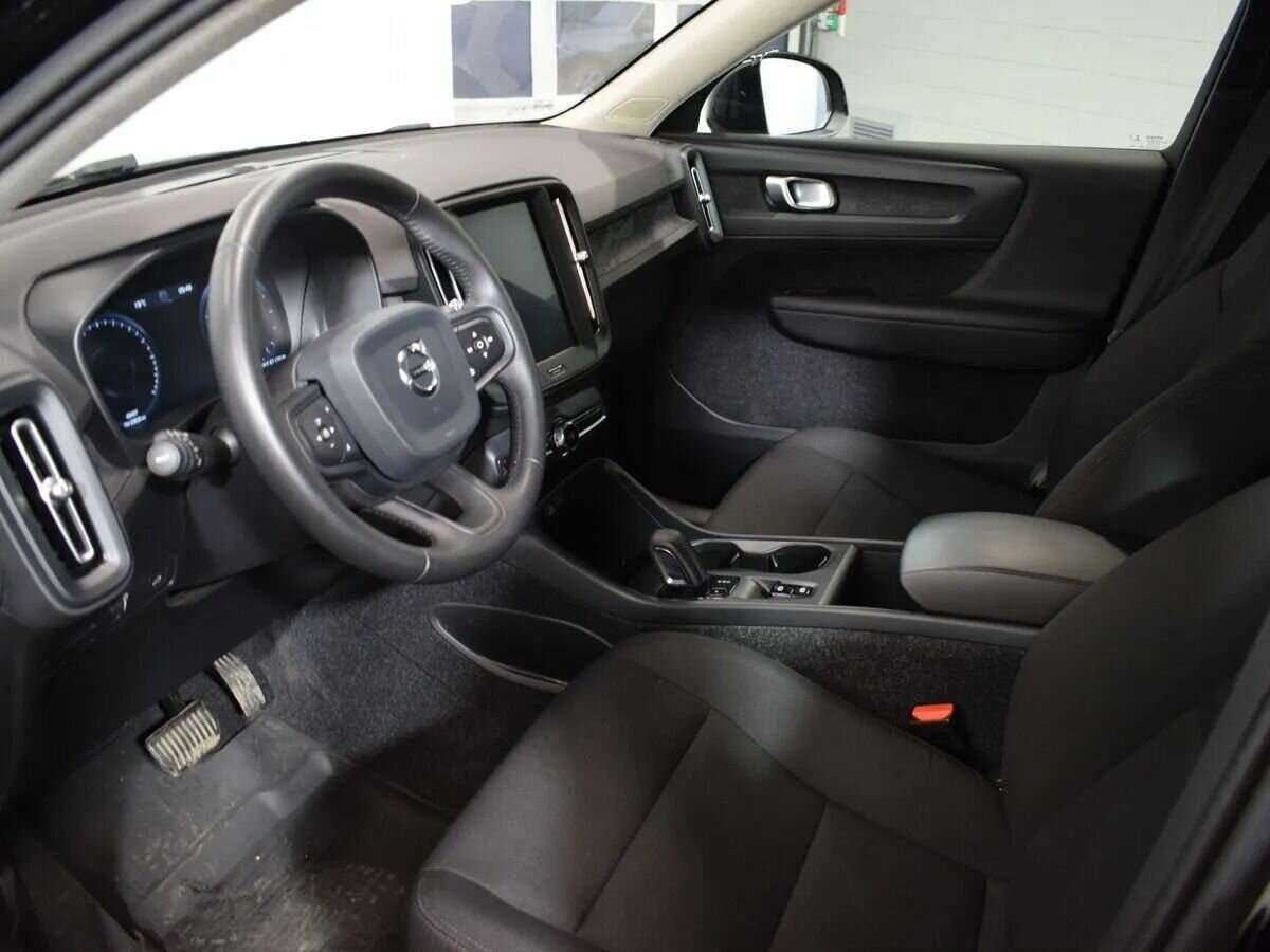 Купить Volvo XC40, 2019, 50 001 км.. Фото: #7