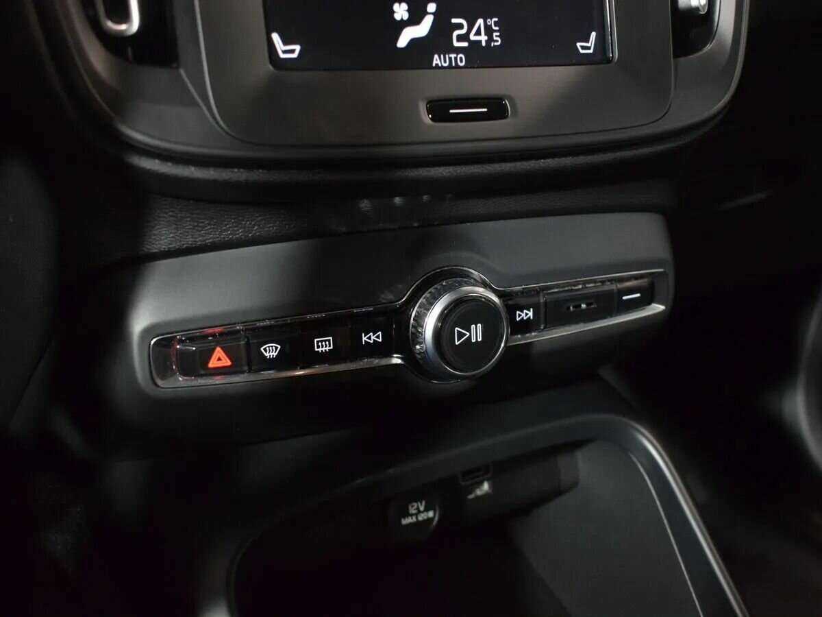Купить Volvo XC40, 2019, 50 001 км.. Фото: #18