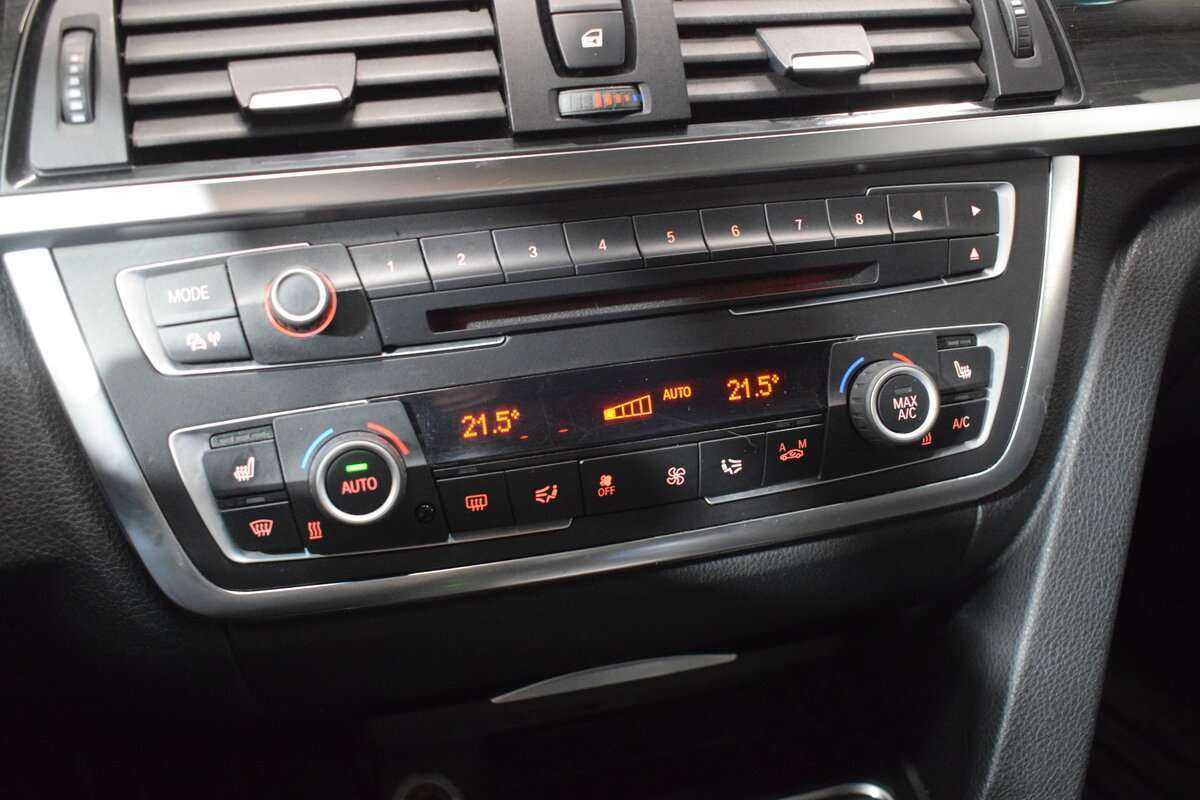 Купить BMW 3 серии, 2012, 178 000 км.. Фото: #19