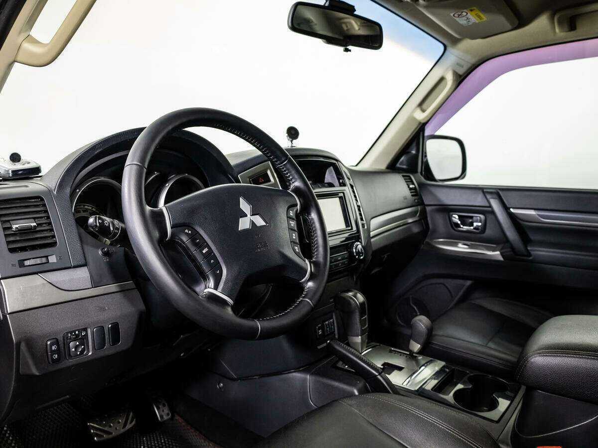 Купить Mitsubishi Pajero, 2015, 39 619 км.. Фото: #10