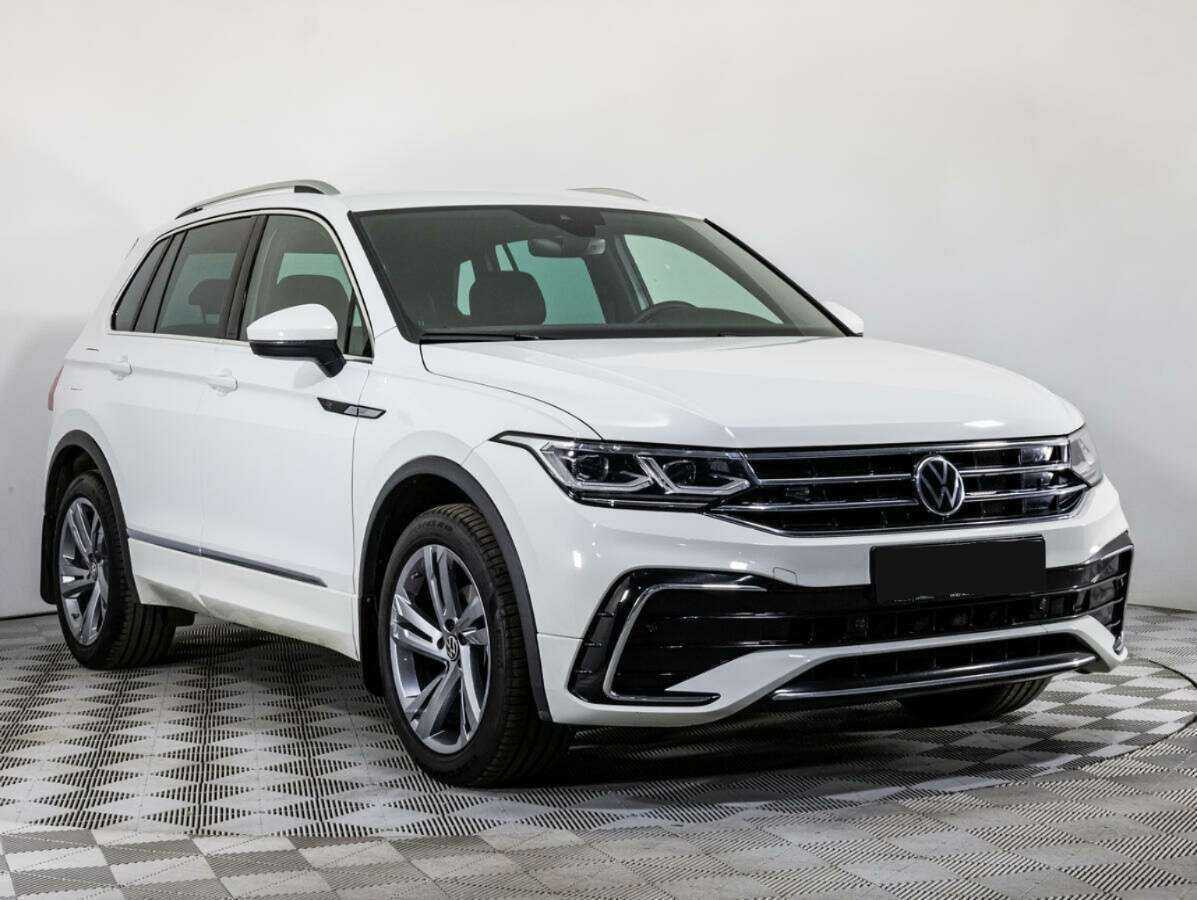 Купить Volkswagen Tiguan, 2021, 41 527 км.. Фото: #2
