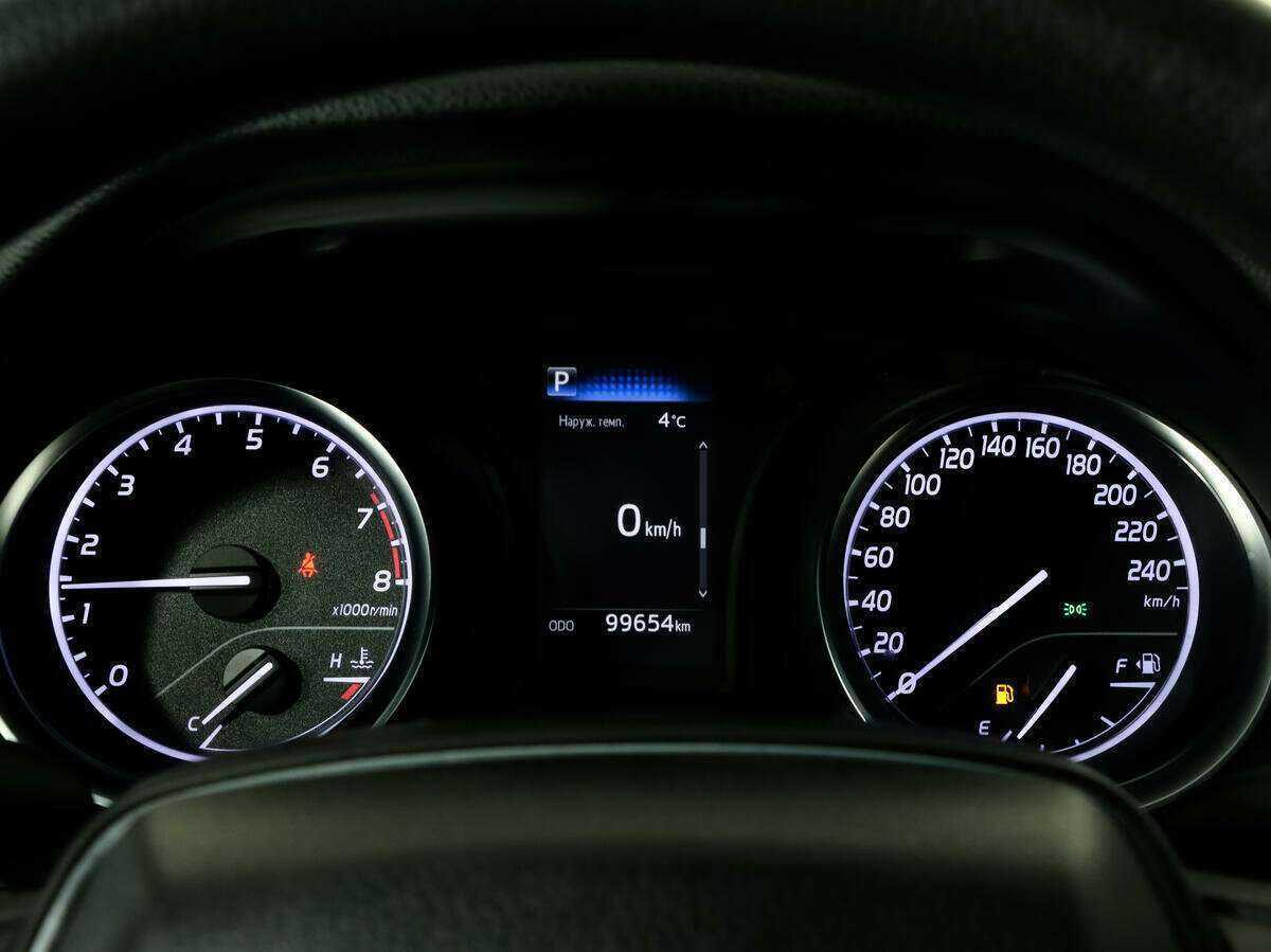 Купить Toyota Camry, 2019, 99 578 км.. Фото: #14