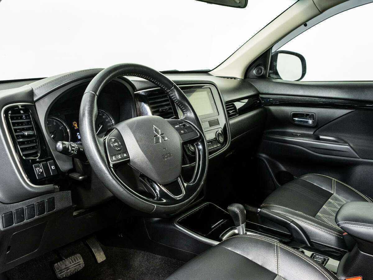 Купить Mitsubishi Outlander, 2019, 111 262 км.. Фото: #8