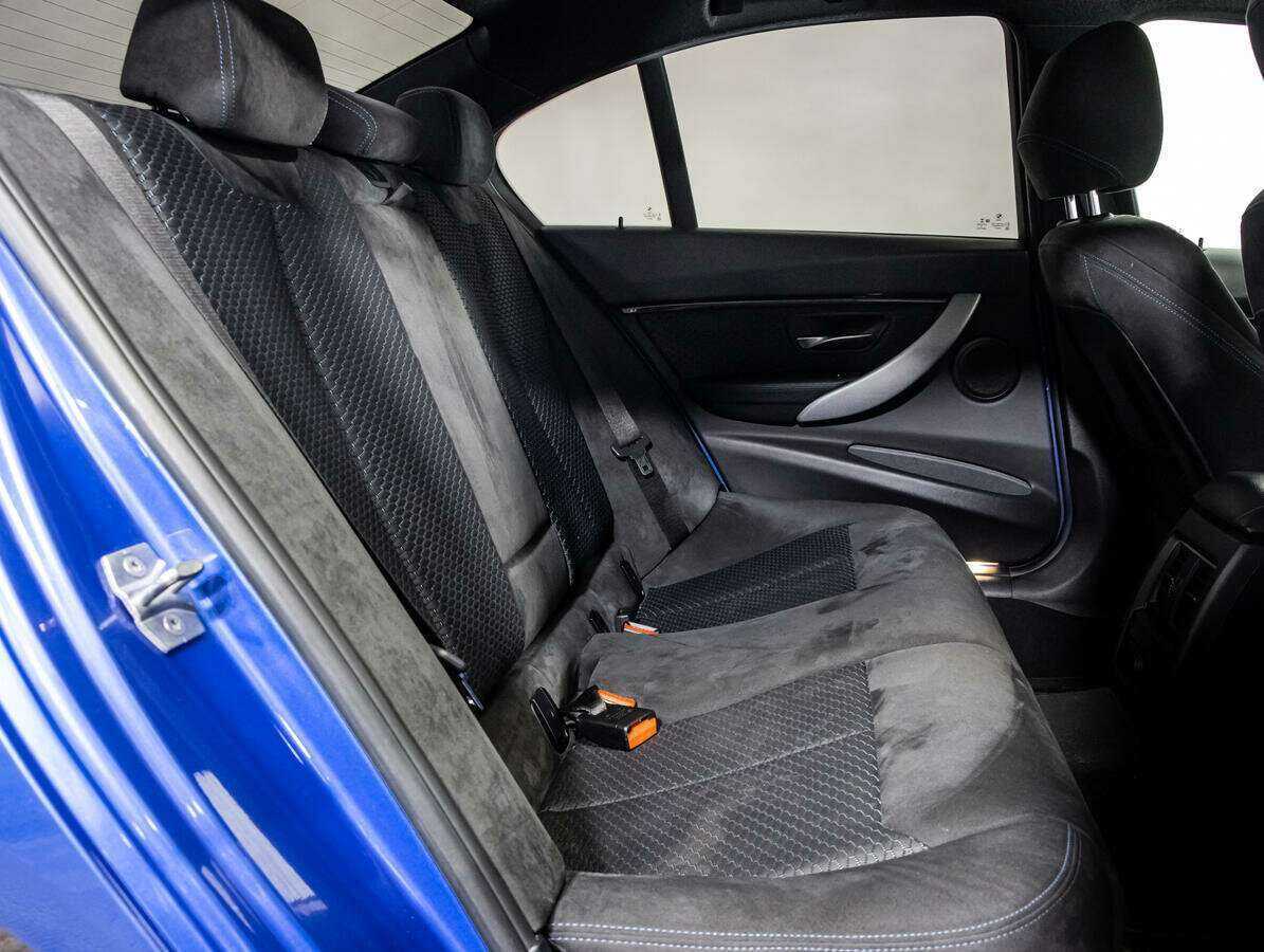 Купить BMW 3 серии, 2017, 179 232 км.. Фото: #18