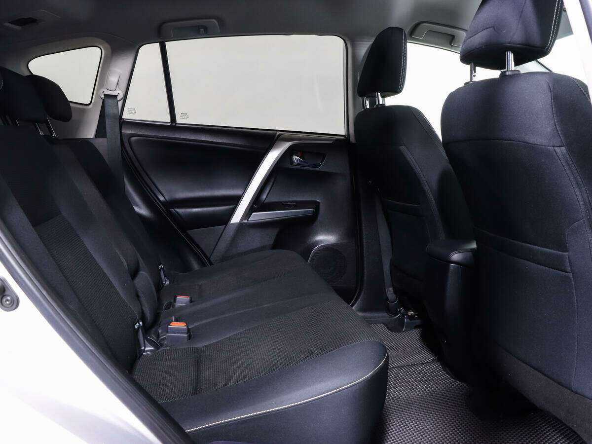 Купить Toyota RAV4, 2017, 123 800 км.. Фото: #12