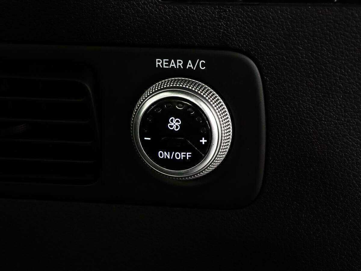 Купить Hyundai Santa Fe, 2018, 136 500 км.. Фото: #23