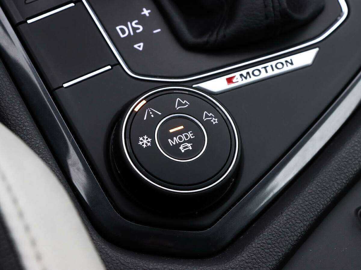 Купить Volkswagen Tiguan, 2020, 42 147 км.. Фото: #12