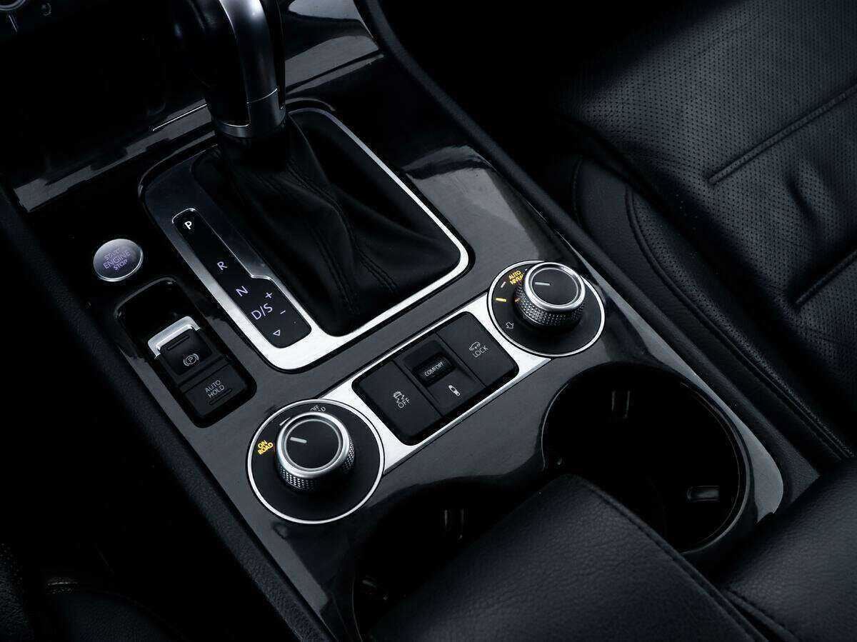 Купить Volkswagen Touareg, 2016, 216 767 км.. Фото: #14