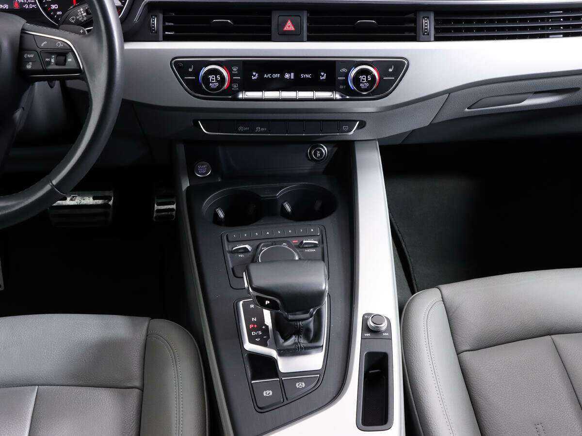 Купить Audi A4, 2019, 44 759 км.. Фото: #10