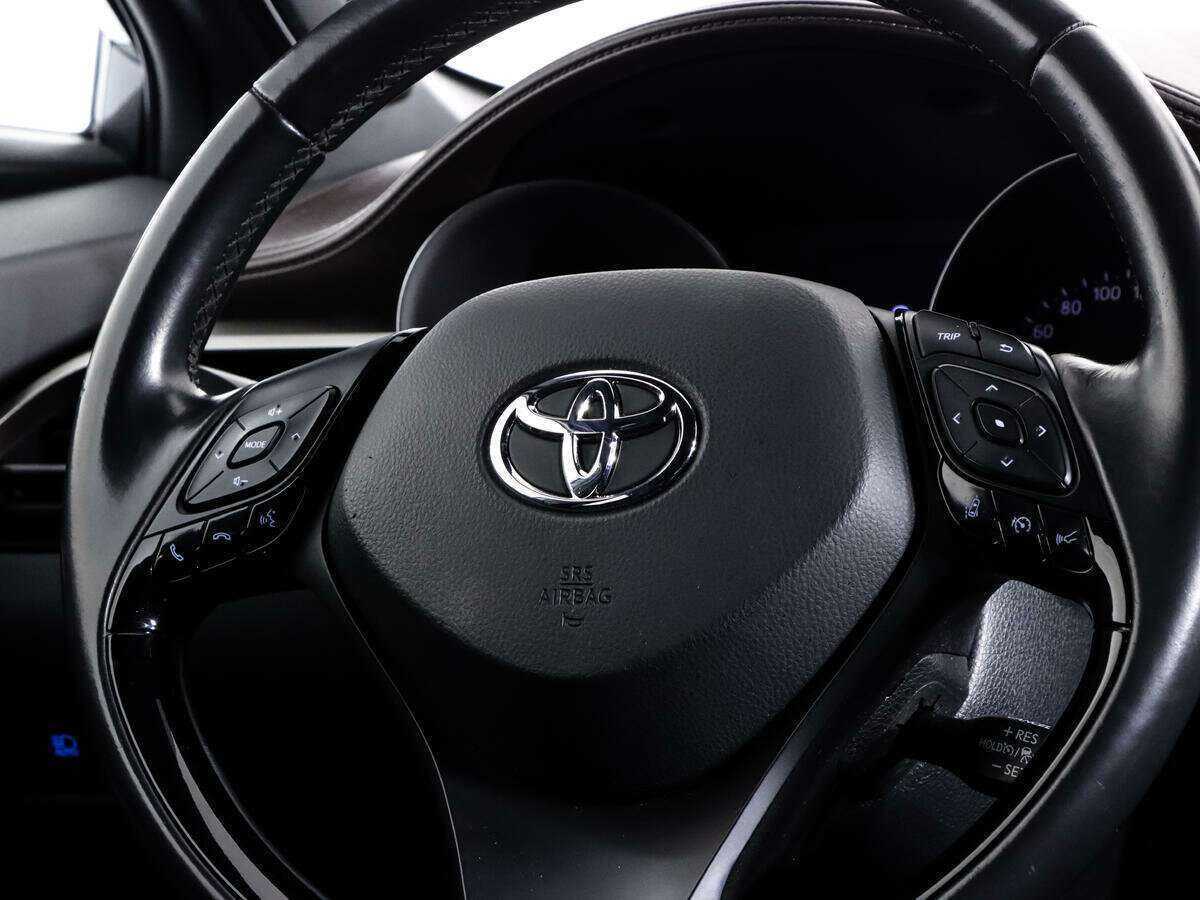 Купить Toyota C-HR, 2018, 116 084 км.. Фото: #16