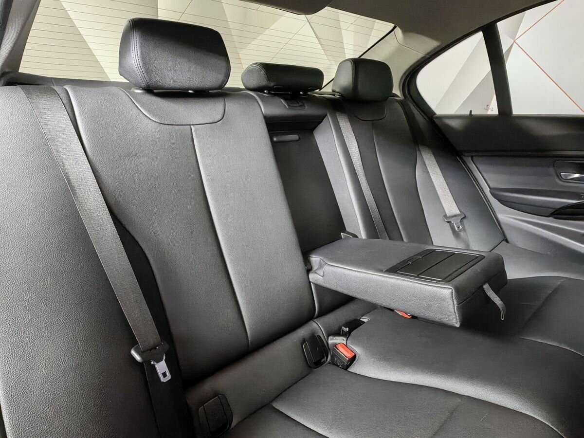 Купить BMW 3 серии, 2018, 118 066 км.. Фото: #12