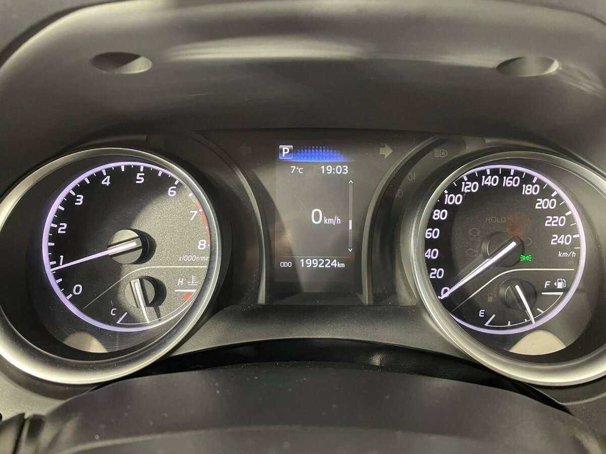 Купить Toyota Camry, 2021, 199 222 км.. Фото: #10