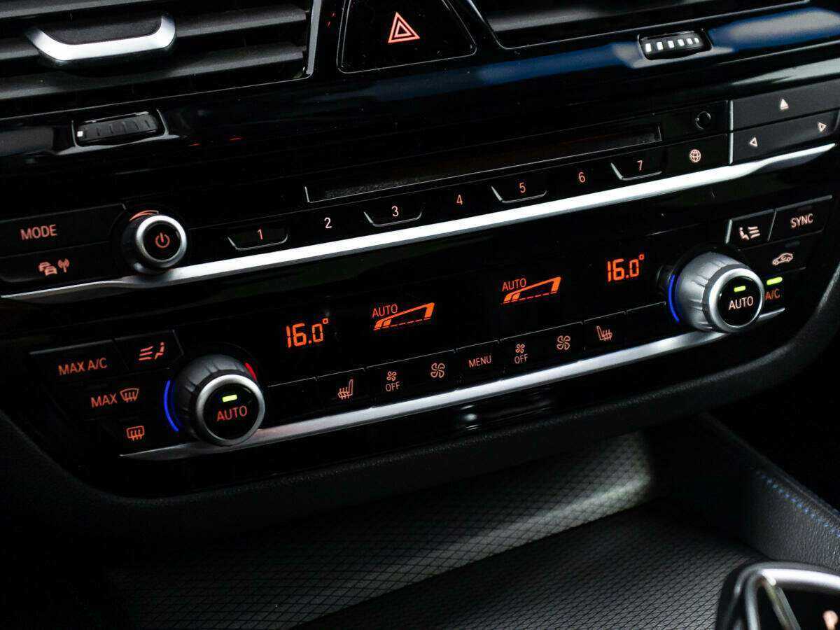 Купить BMW 5 серии, 2018, 182 600 км.. Фото: #17