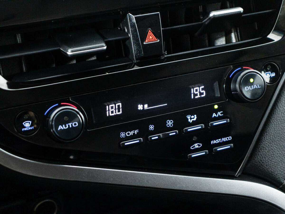 Купить Toyota Camry, 2021, 113 292 км.. Фото: #14