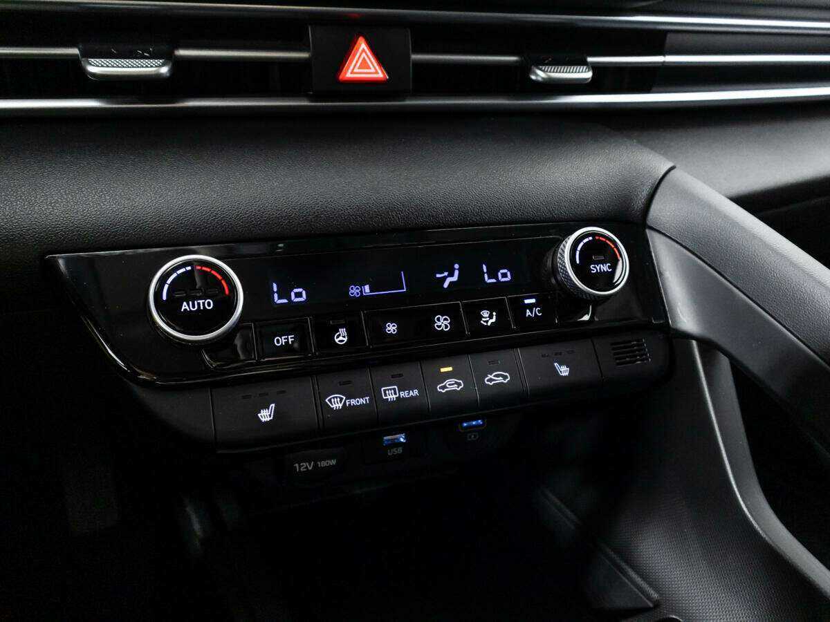 Купить Hyundai Elantra, 2021, 47 197 км.. Фото: #16