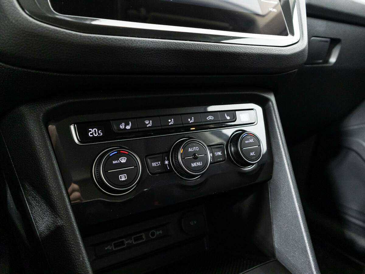 Купить Volkswagen Tiguan, 2019, 60 684 км.. Фото: #15