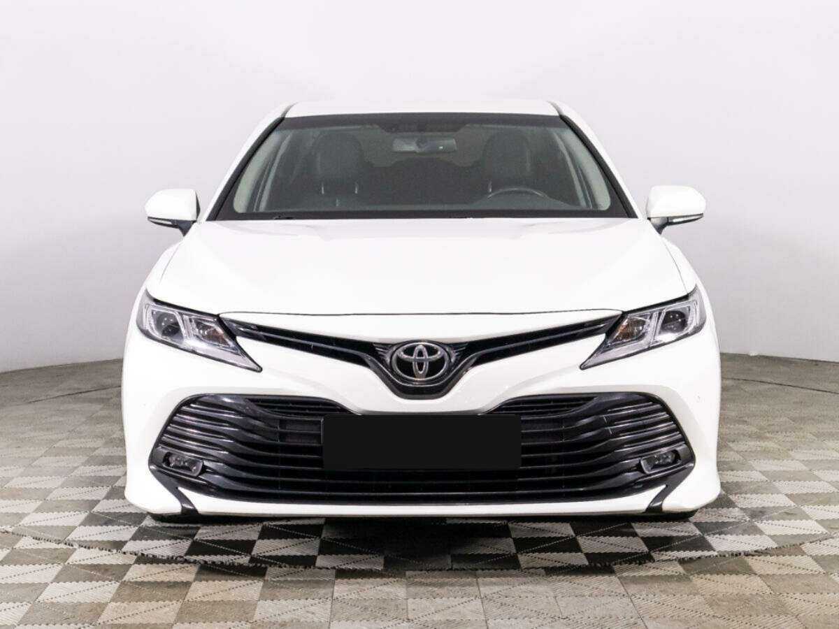 Купить Toyota Camry, 2019, 39 201 км.. Фото: #1