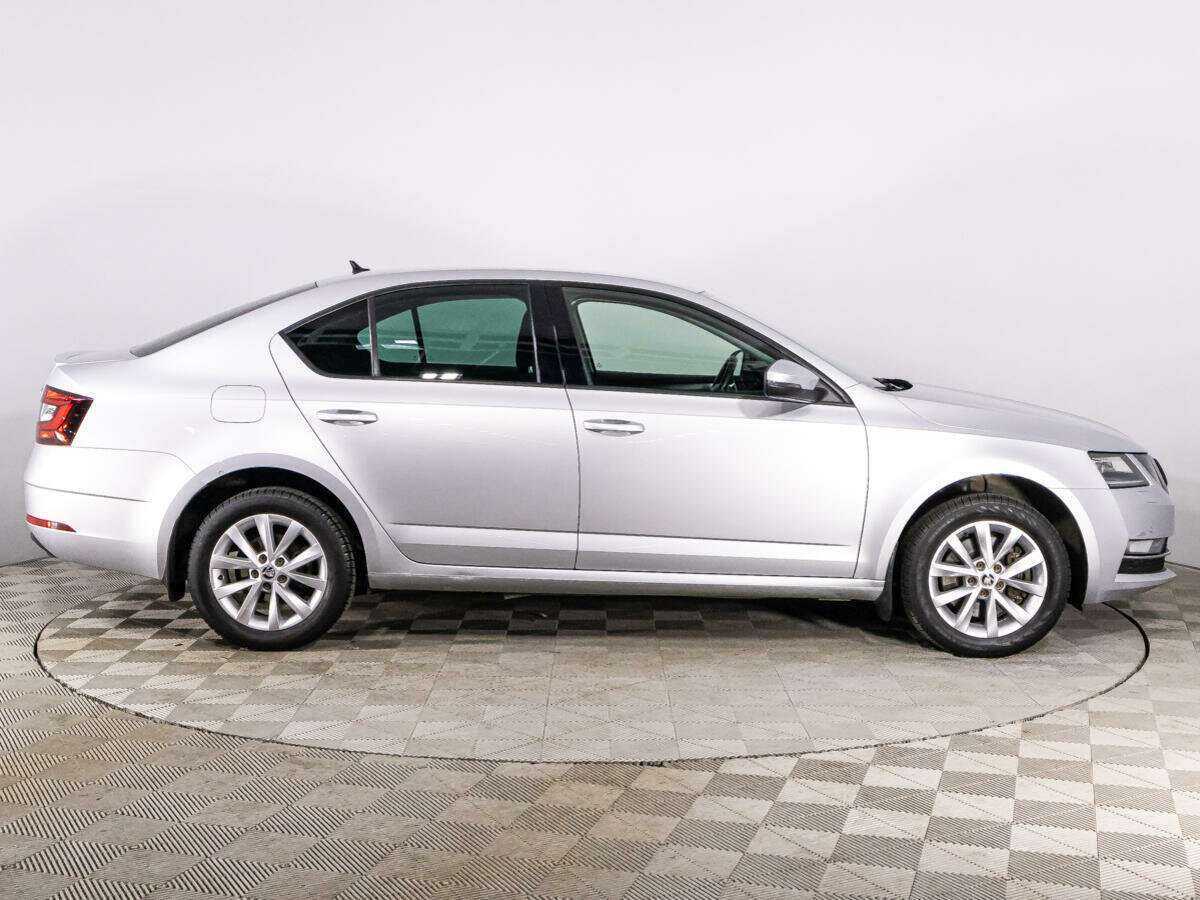 Купить Skoda Octavia, 2018, 163 569 км.. Фото: #3